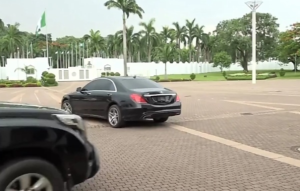 Goodluck Jonathan Visits Tinubu At The Villa, Arrives In Bulletproof Mercedes S-Class - autojosh 