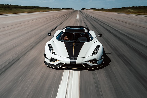 Koenigsegg Used 'Regera Camera Car' To Chased Down 'Regera' During 0-249-0 MPH World Record Run - autojosh