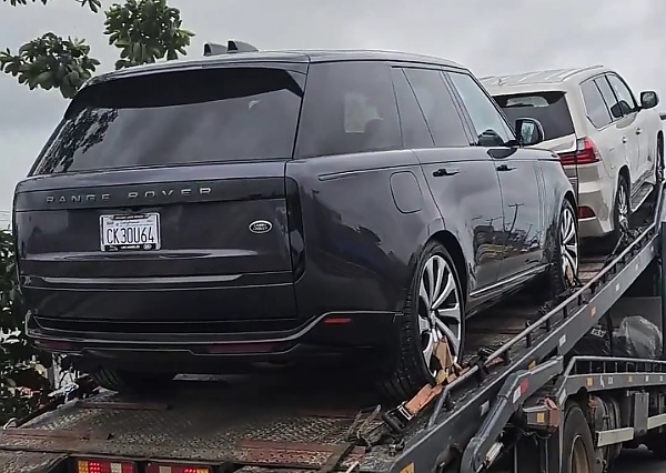 2023 Range Rover And Lexus LX 570 Spotted On A Car Carrier Trailer Enroute To Delivery In Lagos - autojosh