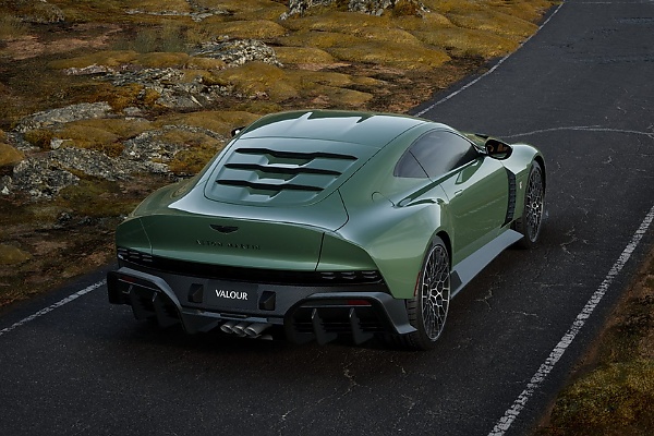 Potpuno novi Aston Martin Valour