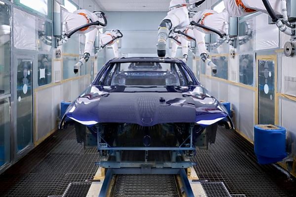 BMW Starts Production Of Electric i5 At Plant Dingolfing - autojosh 