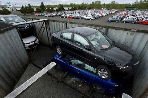 17 Years Ago Today : Car Carrier Capsized At Sea Forcing Mazda To Destroy All 4,703 Cars Onboard - autojosh 