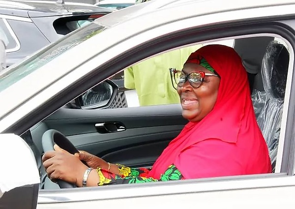 LASG Presents Official Vehicles To Six Permanent Secretaries - autojosh 