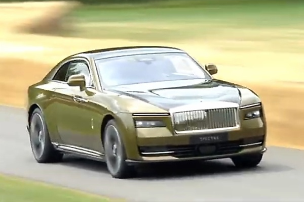 Watch : Rolls-Royce Pushed The Spectre To Its Limit At The Goodwood Festival Of Speed - autojosh 