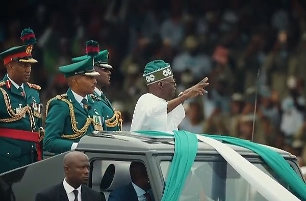 Photo News : “My Fellow Tailors, Idan Has Landed”, Tinubu Says As He Joins Thread Platform - autojosh