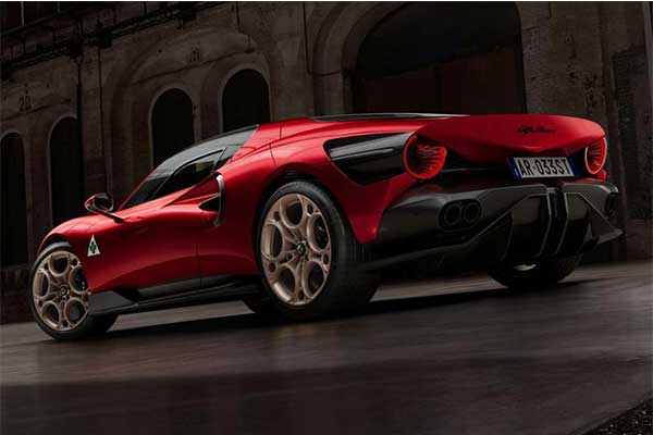 Alfa Romeo 33 Stradale (Limited Model) Unveiled And It's All Sold Out