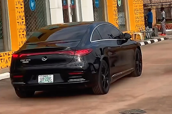 Electric Mercedes-Benz EQE 350 Spotted Wearing 'Niger State' Plate, Likely The Only One In Nigeria - autojosh 