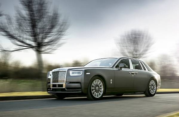 US Police Couldn't Chase Down A Thief Who Escaped With A Stolen $500k Rolls-Royce Phantom - autojosh 