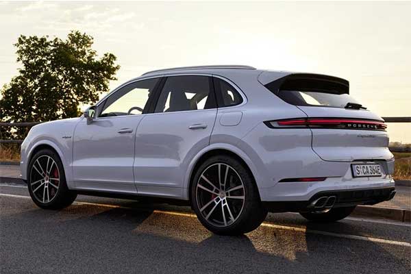 Porsche Unleashes The Cayenne Turbo E-Hybrid Which Is The Most Powerful Of The Range