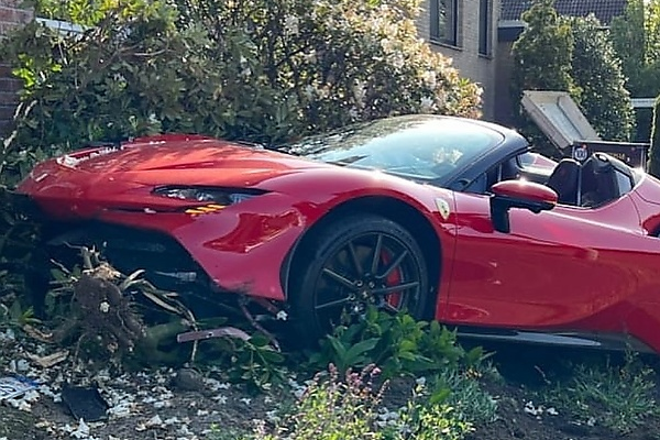 Two Employees Of A Tuning Company Crashes A Client's Ferrari SF90 Stradale Worth $600,000 - autojosh