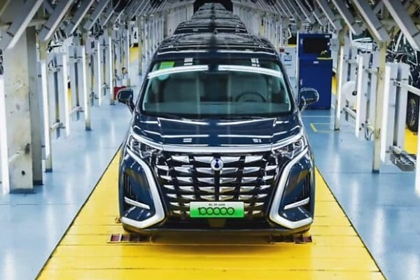 Denza, Owned By BYD-Mercedes, Celebrates Production Of 100,000th D9 In Just 11 Months - autojosh
