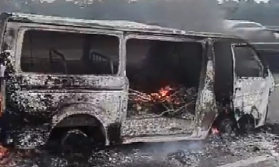 14 Passengers Escaped Unhurt After Kwara-bound Toyota Hiace Burst Into Flames In Lagos - autojosh