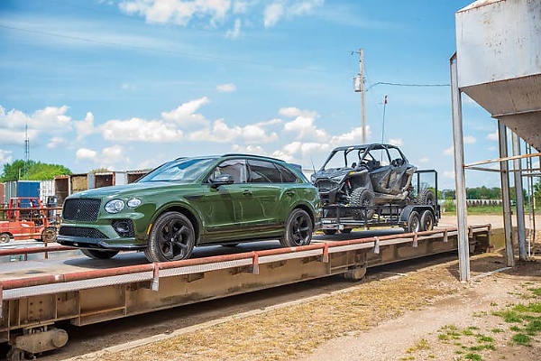 2023 Bentley Bentayga S Towing Capacity Review : Putting a $300K Ultra-Luxury SUV To Work - autojosh 