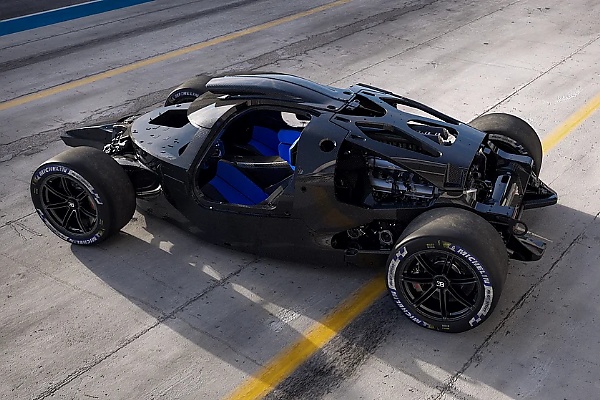 Bugatti Strips Track-only Bolide Naked To Show Off Its Carbon Fiber Monocoque - autojosh 