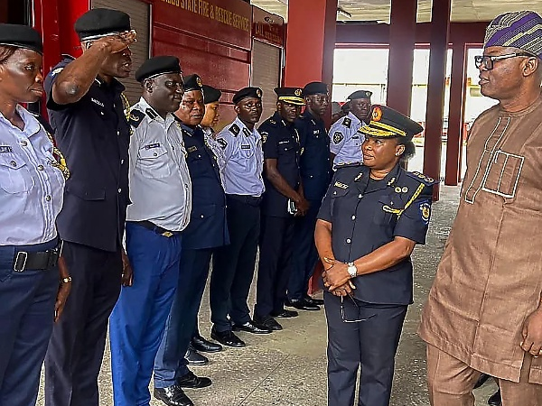 Commissioner Tours Lagos Fire Stations, Presents Fire Fighting Truck To Park View Residents - autojosh 