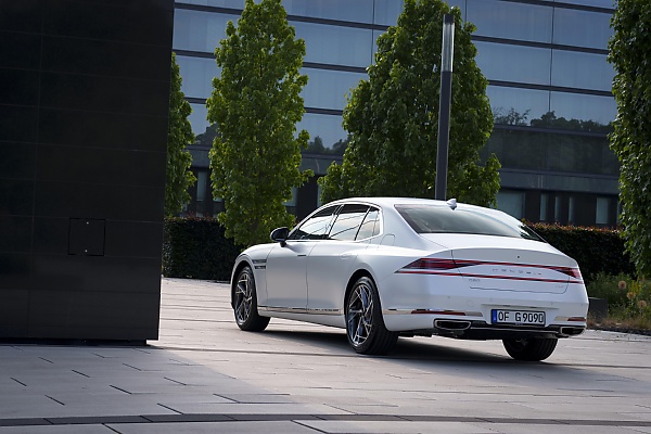 Genesis Announces Pricing And Specification For Flagship G90, G90 Long Wheelbase - autojosh 