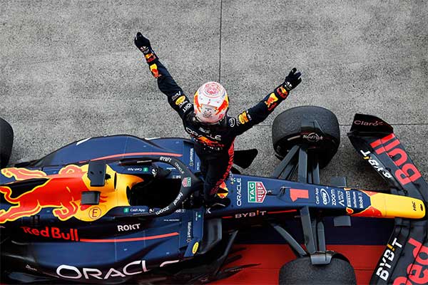 Max Verstappen Gives Red Bull The World Title In Japan