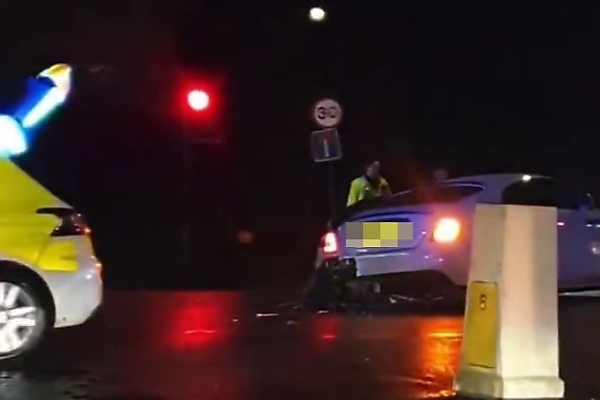 Man U Star Marcus Rashford Crashes His Rolls-Royce Wraith After Burnley Win - autojosh 