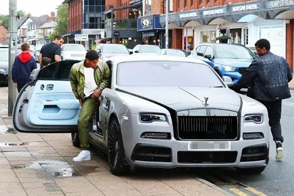 Man U Star Marcus Rashford Buys Rolls-Royce Cullinan Blue Shadow, His Third Rolls-Royce - autojosh 