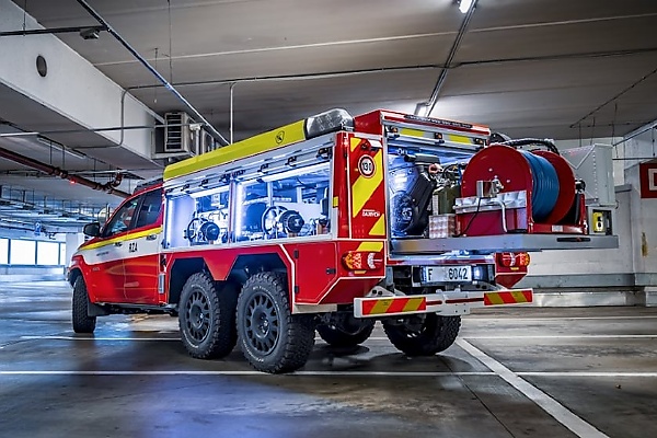 UK Company Turns Toyota Hilux Into 6-wheeled Rapid Response Vehicle To Fight EV Fires - autojosh 