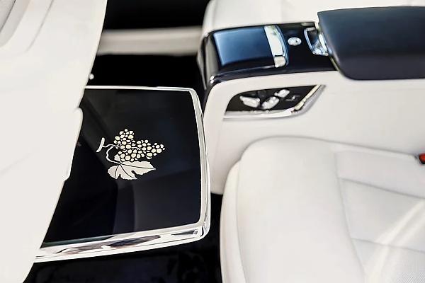 New One-Off Rolls-Royce Phantom ‘Inspired by Cinque Terre’ Celebrates The Beauty Of The Italian Riviera - autojosh