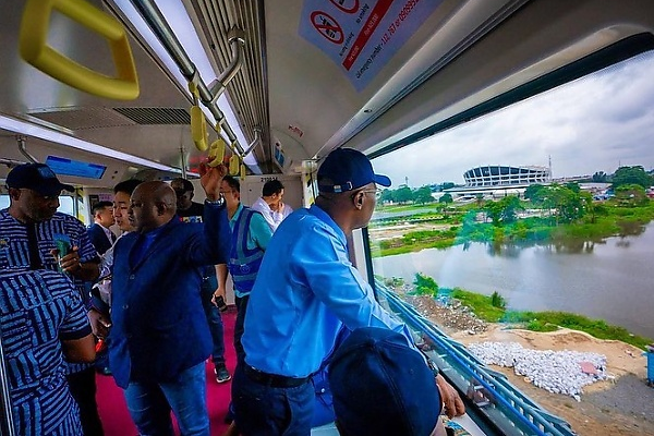 Sanwo-Olu Flags Off Commercial Operations Of Lagos Blue Rail With 800 Passengers Onboard Electric Train - autojosh