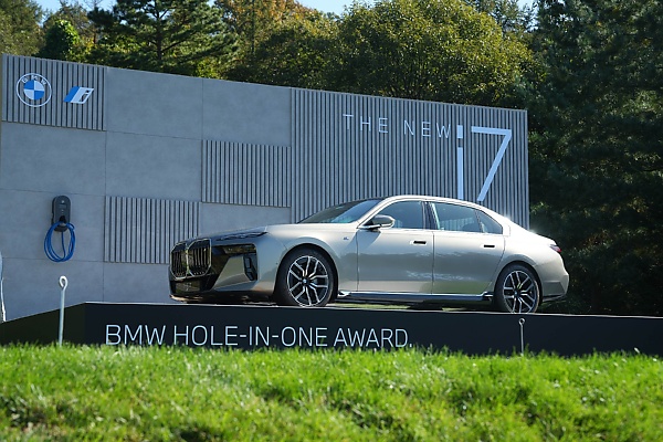 2023 BMW Ladies Championship : BMW i5 And i7 Up For Grabs For Golfers Who Hit A Hole-in-one - autojosh