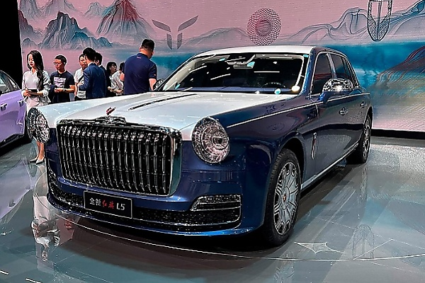 China’s Most Expensive Car: Retro-style Hongqi L5 Limo Dubbed “Rolls-Royce Of China” Starts At $680,000 - autojosh 