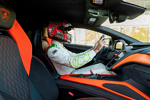 Lamborghini Driver Takes 1,000-hp Revuelto V12 Hybrid For A Track Testing - autojosh 