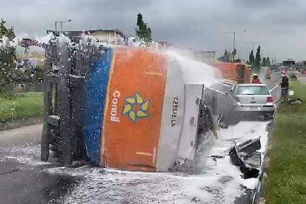 LASTMA Averts Explosions At Surulere As Loaded Tanker Topples On VW Golf, Driver Arrested - autojosh