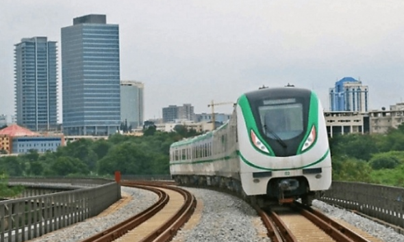 Railway Suspend Staffs Who Lured Lagos-Ibadan Passengers To Pay Cash Instead Of Boarding Ticket - autojosh