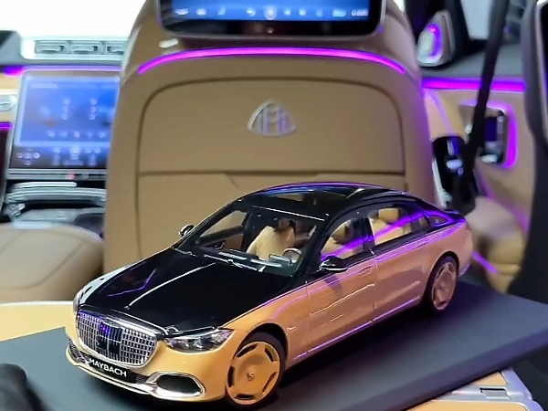 A Peek Inside The 1/18 Scale Replica Of $500,000 Mercedes-Maybach S-Class By Virgil Abloh - autojosh 