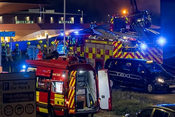 Moment Range Rover Exploded Before £20m Multi-storey Car Park With 1,500 Vehicles Collapsed - autojosh 