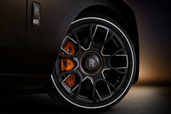 New Rolls-Royce Black Badge Ghost Ekleipsis Inspired By The Mystery Of Solar Eclipse, Limited To Just 25 Units - autojosh 
