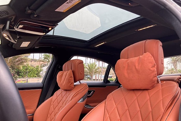 $400,000 Rolls-Royce Ghost And A $140,000 Mercedes S-Class Compared - Here Is What The $260K Difference Gives You - autojosh 