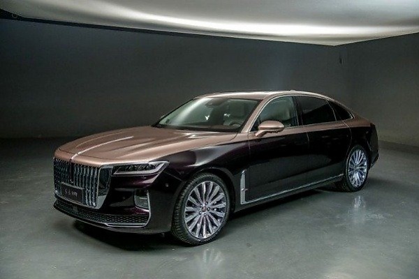 Saudi's Ettifaq FC, Coached By Steven Gerrard, Partners With Hongqi, Players Gets Luxury Cars - autojosh 