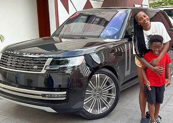 Tiwa Savage Acquires Brand New Range Rover Ultra-luxury SUV Worth N350 Million - autojosh