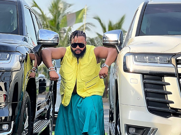 ₦290 Million Worth Of Cars : Whitemoney Poses With Two Toyota Land Cruiser 300 SUVs - autojosh 