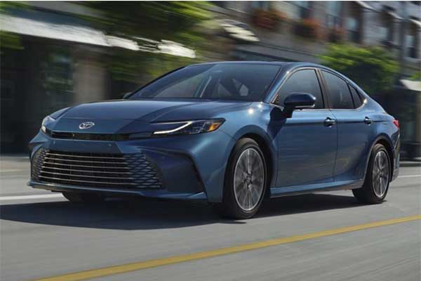 2025 Toyota Camry Unleashed With Hybrid Power And Optional AWD