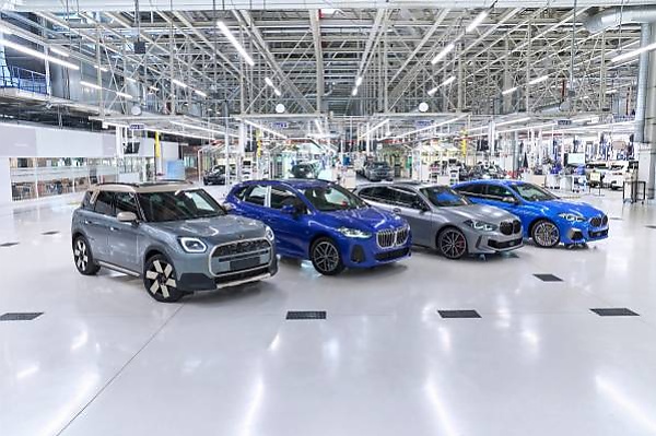 First Made-in-Germany MINI Rolls Off The Same Production Line That Also Makes BMW 1 Series, 2 Series - autojosh 