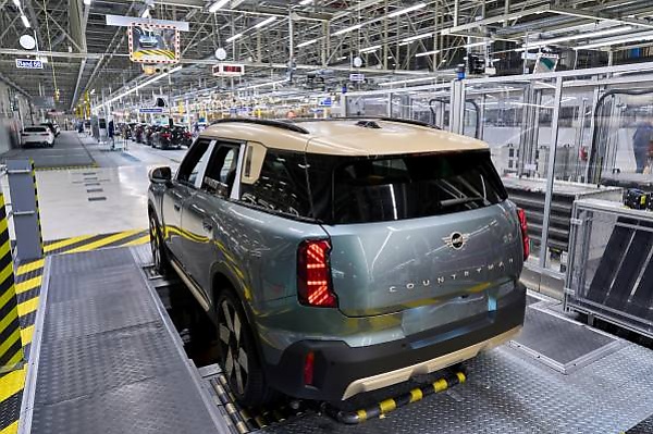 First Made-in-Germany MINI Rolls Off The Same Production Line That Also Makes BMW 1 Series, 2 Series - autojosh 