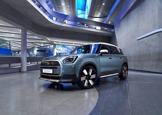 First Made-in-Germany MINI Rolls Off The Same Production Line That Also Makes BMW 1 Series, 2 Series - autojosh