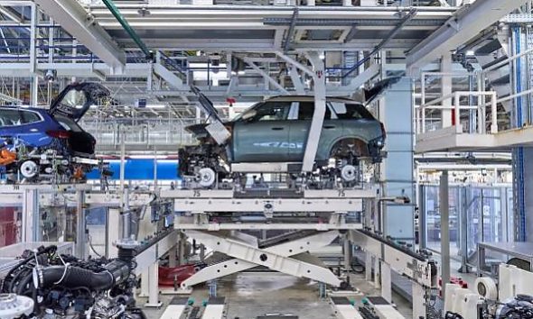 First Made-in-Germany MINI Rolls Off The Same Production Line That Also Makes BMW 1 Series, 2 Series - autojosh