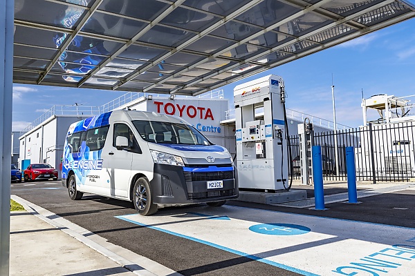 Hydrogen-powered Toyota HiAce Prototypes With 200-km Range Begins Pilot Program In Australia - autojosh 