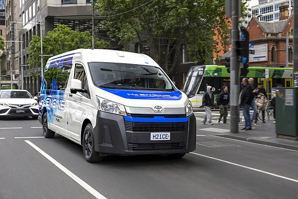 Hydrogen-powered Toyota HiAce Prototypes With 200-km Range Begins Pilot Program In Australia - autojosh 