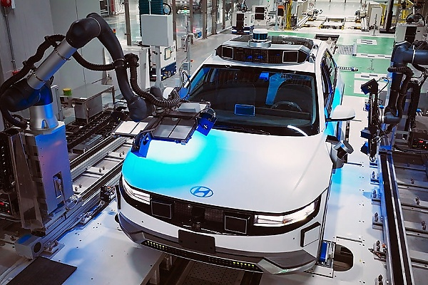 Hyundai Unveils Futuristic Electric Vehicle Plant In Singapore Where Robots Does Nearly All The Jobs - autojosh