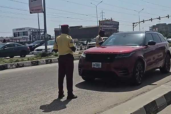 LASTMA Arrests Fake Official Who Makes N250K Weekly From Owners Of Impounded Vehicles - autojosh