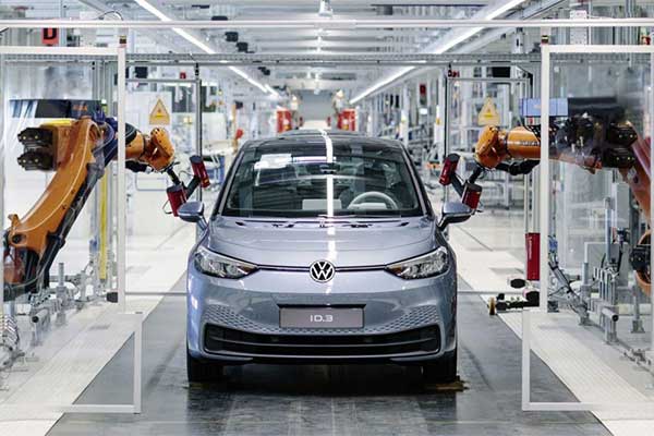 Volkswagen's Zwickau Plant In Germany Halts EV Production