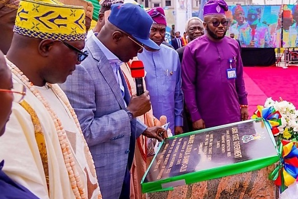 Sanwo-Olu Commissions Red Line Overpass Bridge At Yaba For Public Use - autojosh