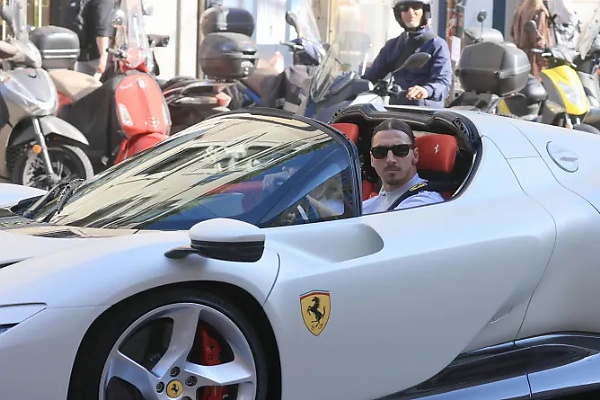 “I Own Several Ferraris”, Ibrahimovic Tells Reporter While At Las Vegas Grand Prix To Support Ferrari F1 Team - autojosh